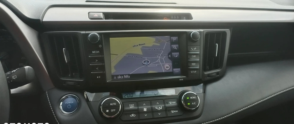 Toyota RAV4 cena 91500 przebieg: 108750, rok produkcji 2018 z Nekla małe 379